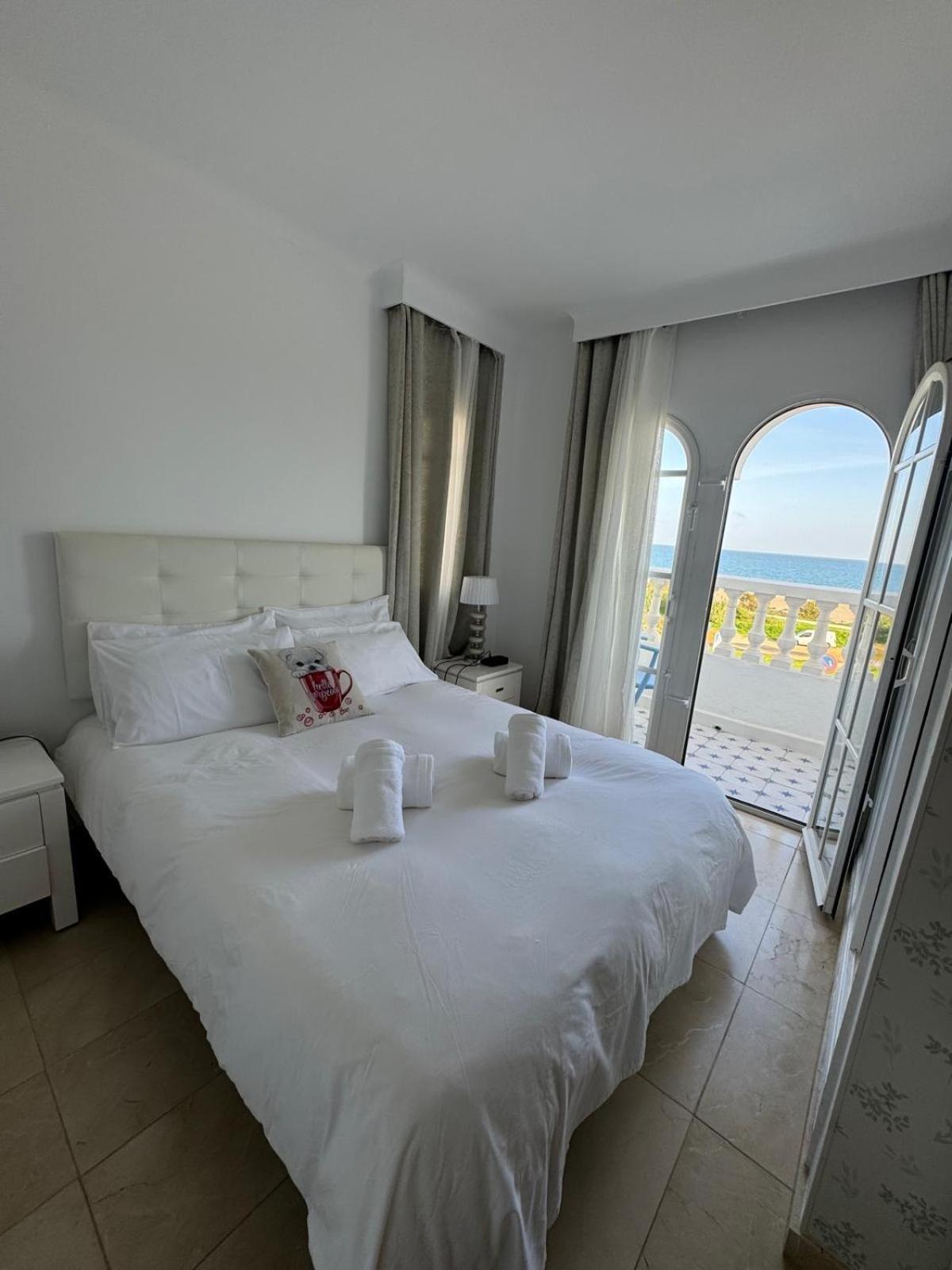 Aldea Beach, Manilva Castillo de Sabinillas Exterior photo
